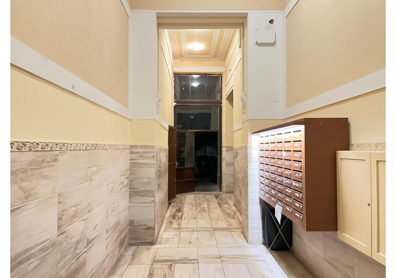 Majestic Residency - 3 Bedrooms Apartment Budapest Kültér fotó