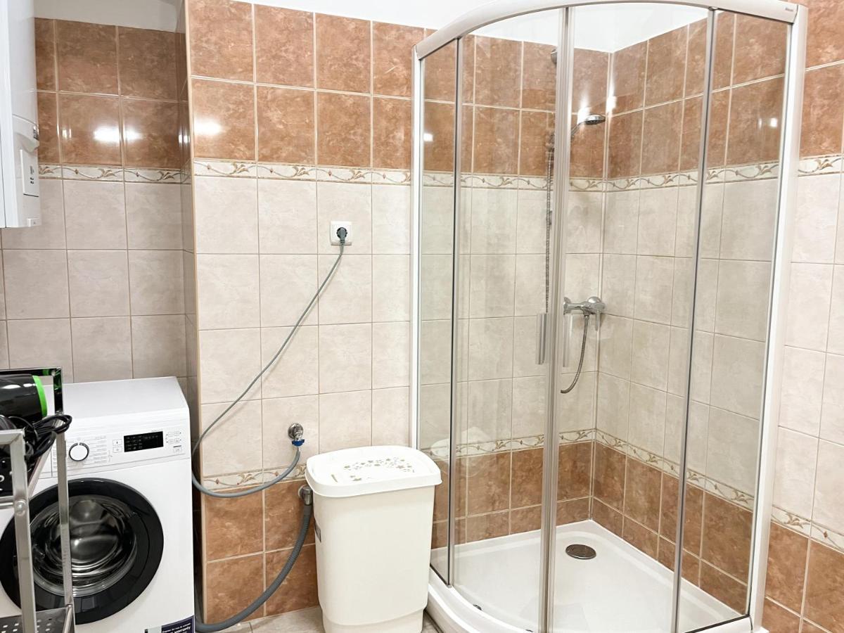 Majestic Residency - 3 Bedrooms Apartment Budapest Kültér fotó